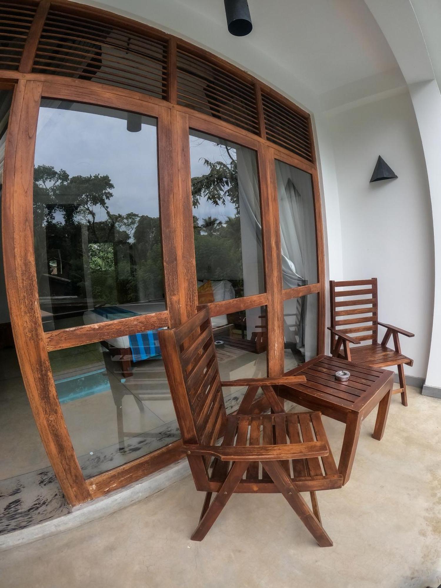 Hotel Athgira Udawalawe Exteriör bild